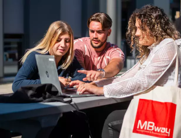 COMMUNICATION-DIGITALE-MBA-STRASBOURG